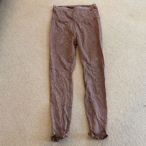Joylab ruffle bottom leggings